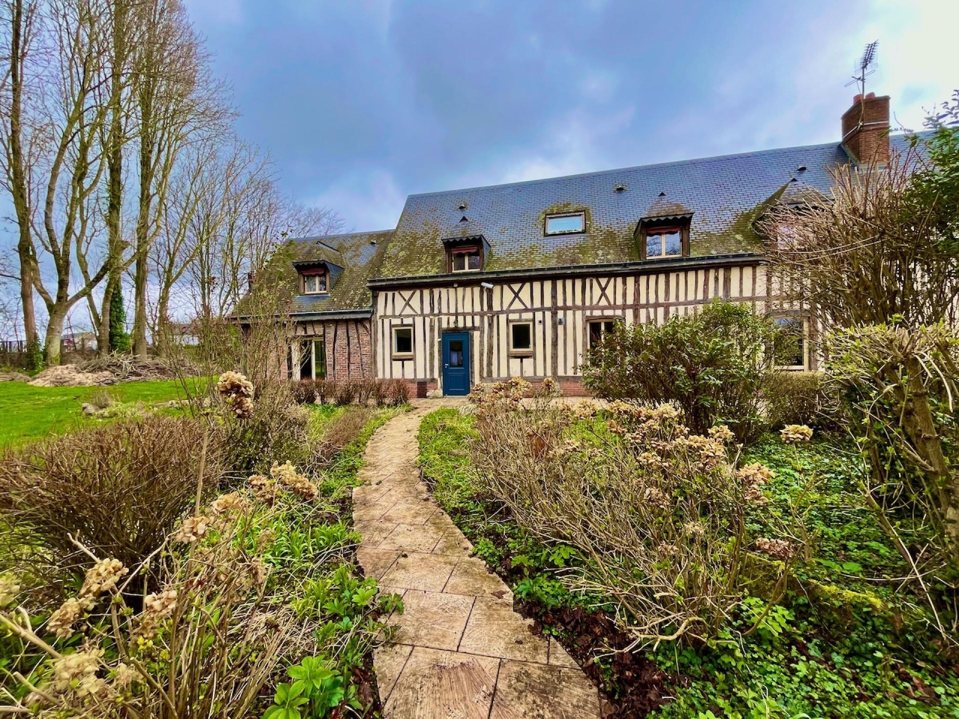 Longère normande avec domaine équestre