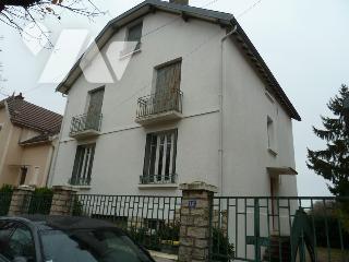 Maison 10 pièces 37 m²