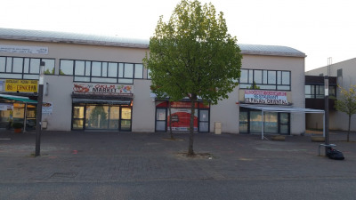 Local commercial 418 m²