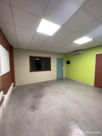 Bureaux 150 m²