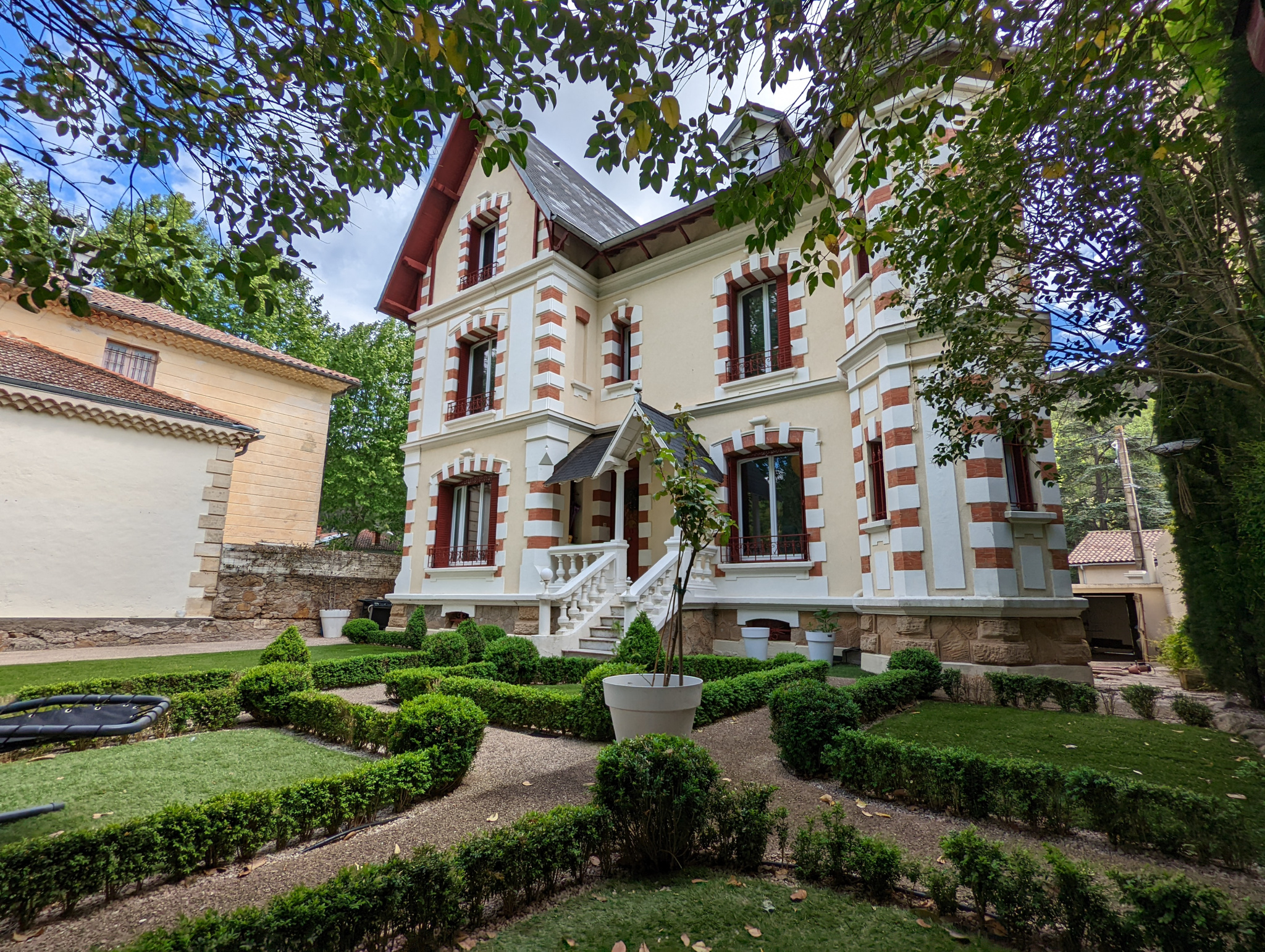 Maison à acheter pour famille avec enfants à Lamalou-Les-Bai