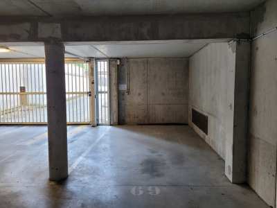 Parking/box 13 m² 