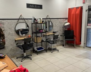 Salon de coiffure 50 m² Saint-Victoret