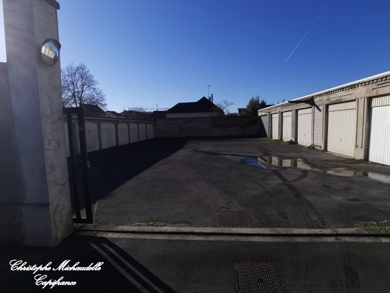 MEAUX 77, lot 16 box / garages (Stationnement)