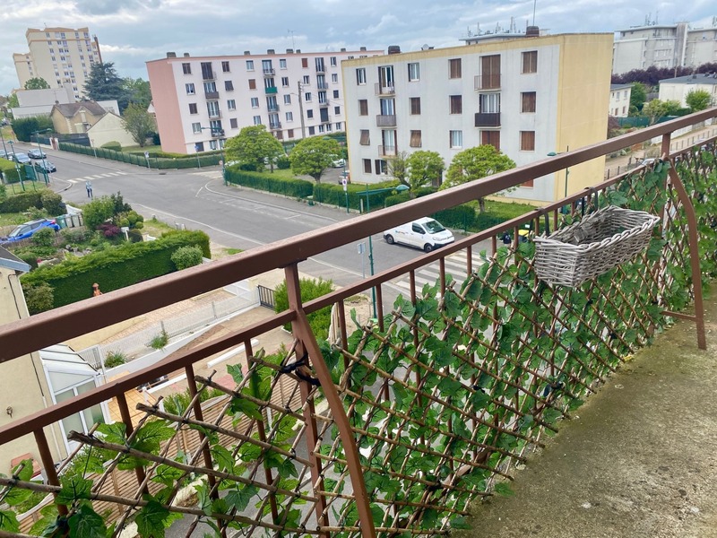 Dpt Yvelines (78), à vendre MANTES LA VILLE appartement T3