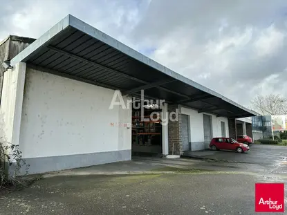 RENNES - LOCAL D'ACTIVITE A LOUER - 3300 M²