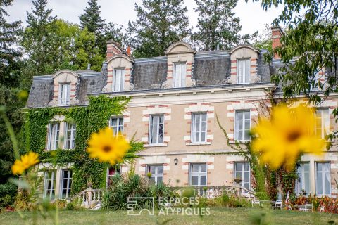 Château et dépendance dans son magnifique parc