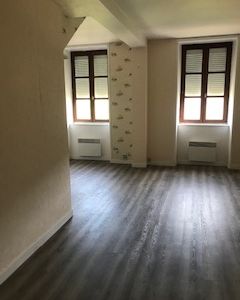 Appartement la valla sur rocehfort