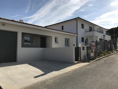 BASSAN - EN EXCLUSIVITE - Terrain de 238 m² avec maison neuve plain-pied de 80 m2, Hérault