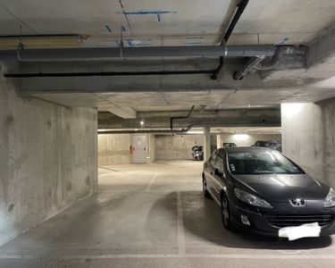 Parking en sous-sol Poissy centre