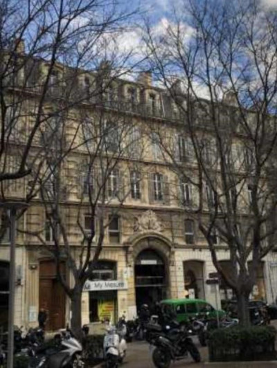 Immobilier professionnel Location Marseille 6e Arrondissement  265m² 4087€