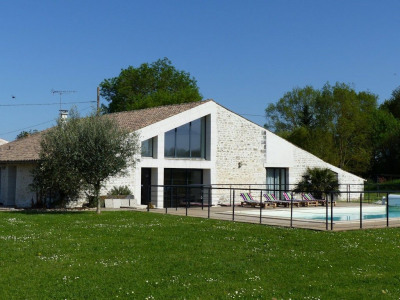 Maison 8 pièces 330 m² 