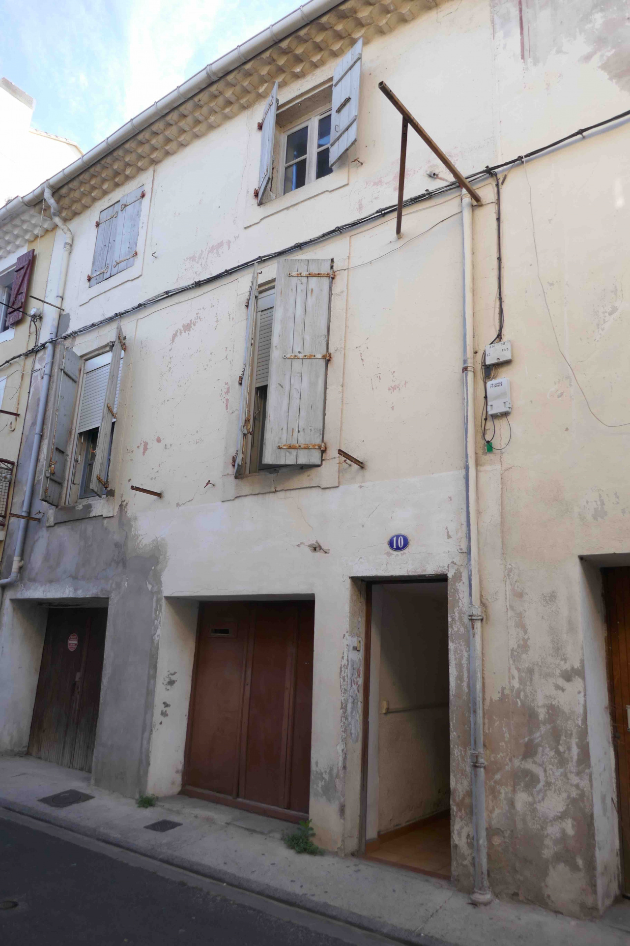 Béziers, Quartier du Pont Vieux, immeuble de 137m2 à rénover