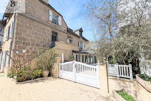 Maison de ville ET appartements meublés haut de gamme