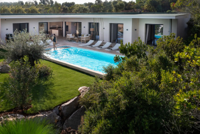 Villa contemporaine à 400m de la plage !