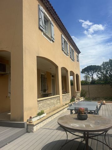 Avignon, villa 135m&#178;, 4 chambres