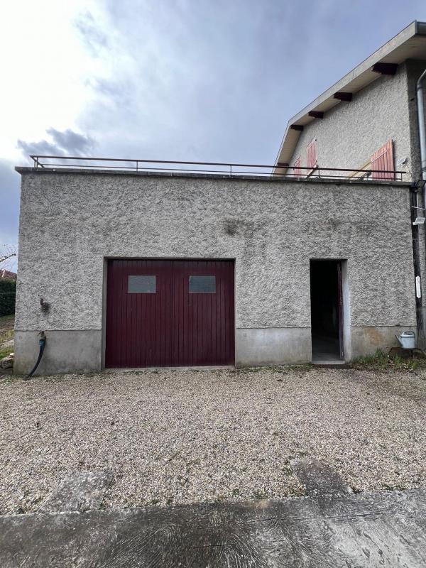 Location Commerce services à Saint Laurent d Agny 620 € CC /mois