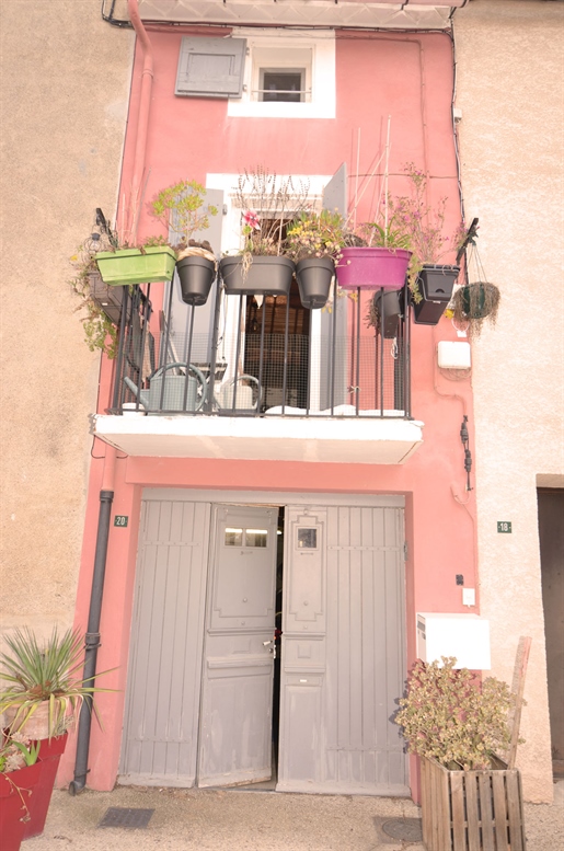 Petite maison de village dans Peyriac Minervois