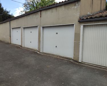 Parking - Garage Location Angoulême   95€