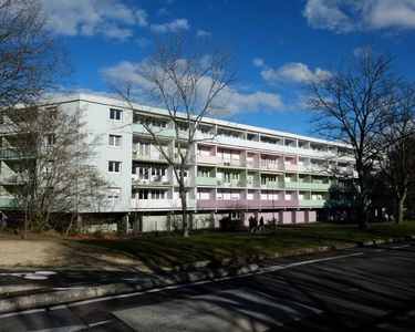 Appartement type 4 avec garage et cave à Quetigny