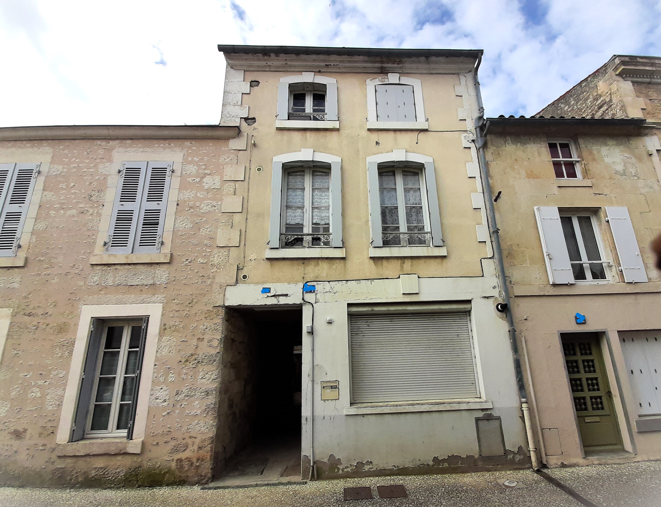 Immeuble de rapport 8 pièces 93 m²