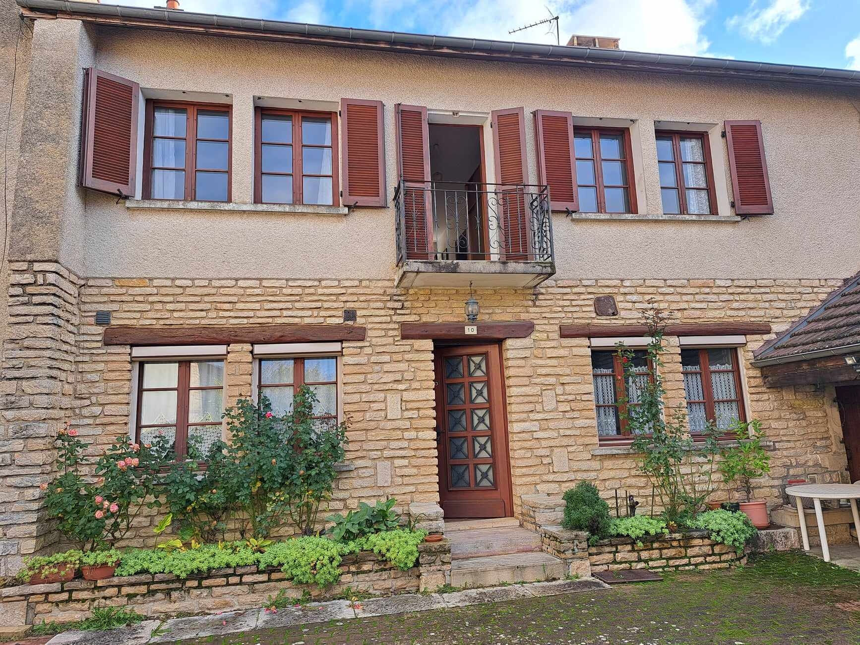 Vente Maison 140 m² à Ladoix-Serrigny 275 000 €