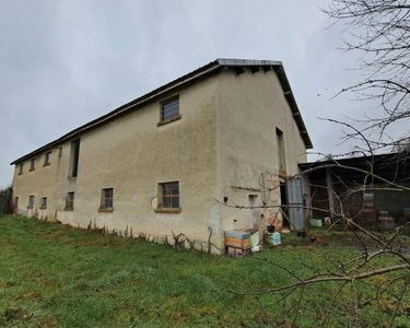 Bien agricole 636 m² Pleurs 