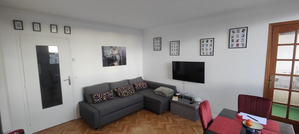 Rejoignez une colocation à Romainville : 2 chambres disponibles 