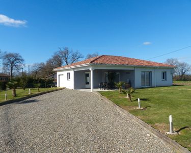 Maison contemporaine 3 chambres sur 1500m2 de terrain