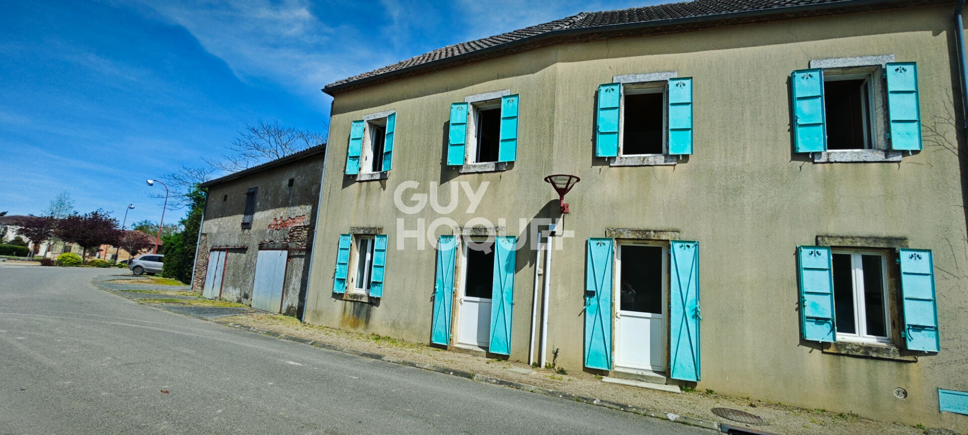 Coquette maison de 93 m2, 2 chambres et dépendance sur 1000m2 de terrain