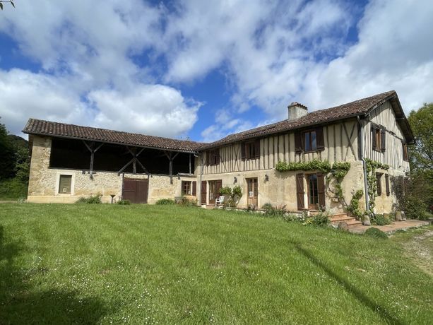 Maison 7 pièces 260 m²