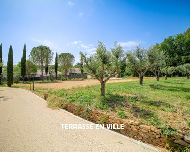 Terrain 811 m² Aubagne