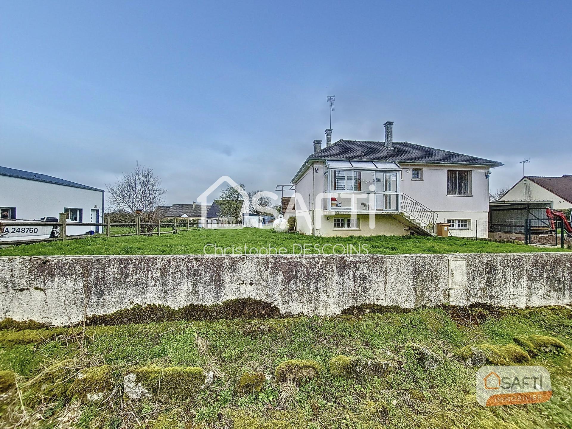 maison rénovée avec jardin à Belgeard, à 10 minutes de Mayenne