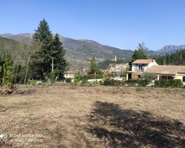 Terrain constructible 2115m² OLARGUES