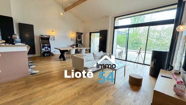 Maison 7 pièces 190 m²