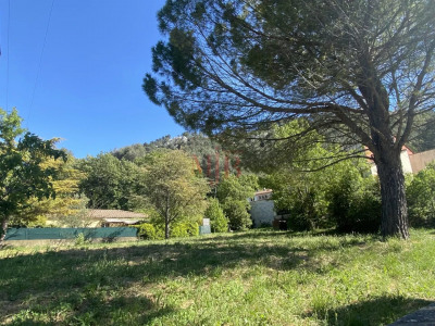 Terrain Vente Aubagne  1300m² 295000€