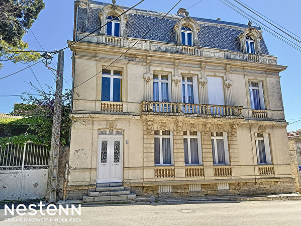 Maison de maitre Montredon Des Corbieres de 215 m2