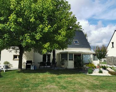 Maison 6 pièces avec double garage