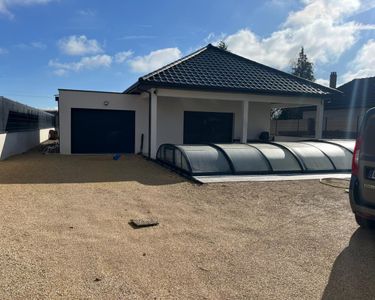 Villa neuf 120m2 au calme avec piscine