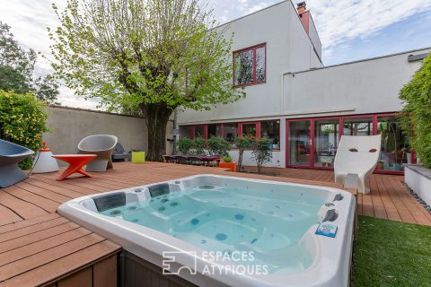 Maison d'architecte avec jardin, terrasses et jacuzzi