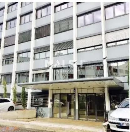 VILLEURBANNE - Bureaux de 242 m² divisibles dès 103 m² - A VENDRE