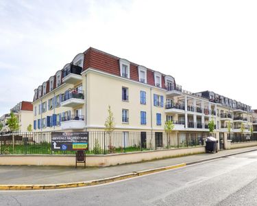 Parking 12 m² Le Plessis Trevise