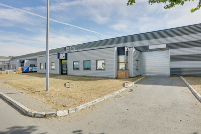 Local d'activité 575 m²