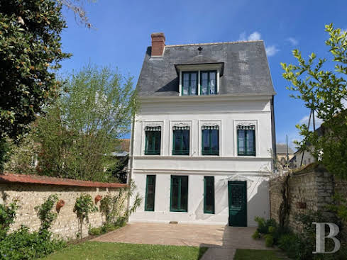 Maison 7 pièces 200 m²