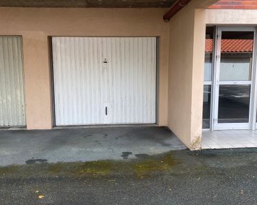 Parking - Garage Location La Roche-sur-Yon   90€