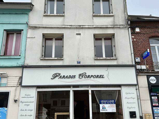 Local commercial 137 m²