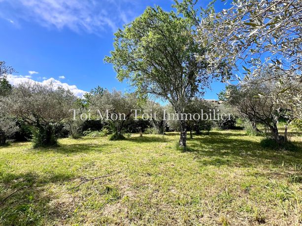 Terrain Vente Saint-Théodorit  600m² 89000€