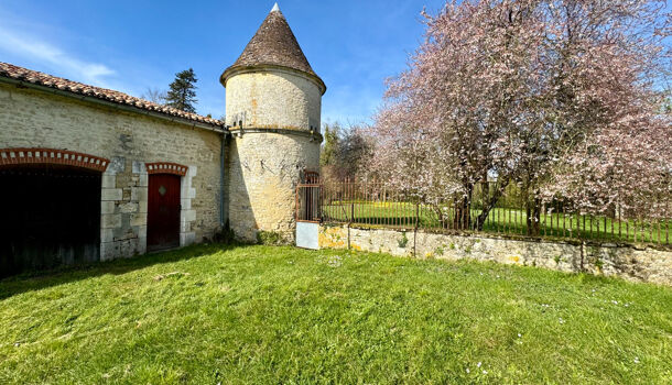 Maison 7 pièces 258 m²