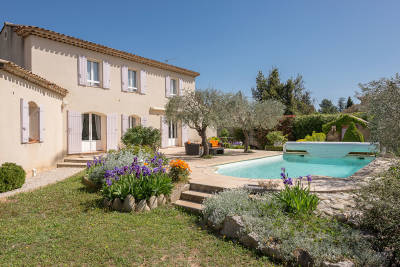 Pertuis - Maison familiale de 195 m2 avec piscine