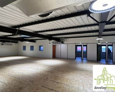 Immobilier professionnel Location Ifs  275m² 2500€